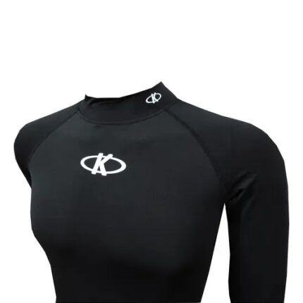 Remera térmica con cuello alto manga larga